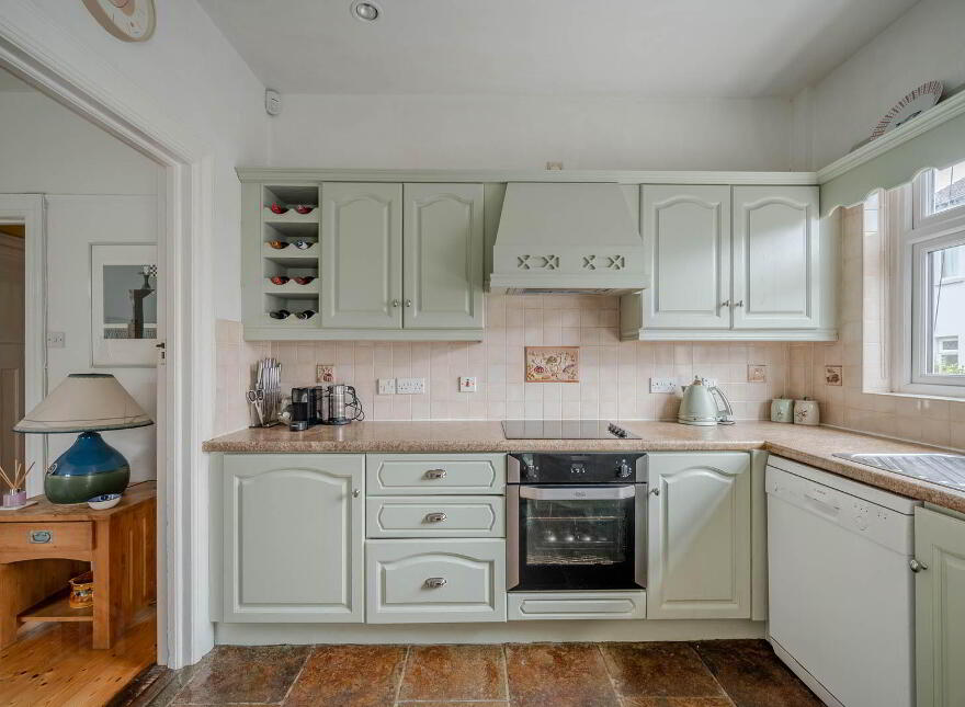 135 Groomsport Road, Bangor, BT20 5NS