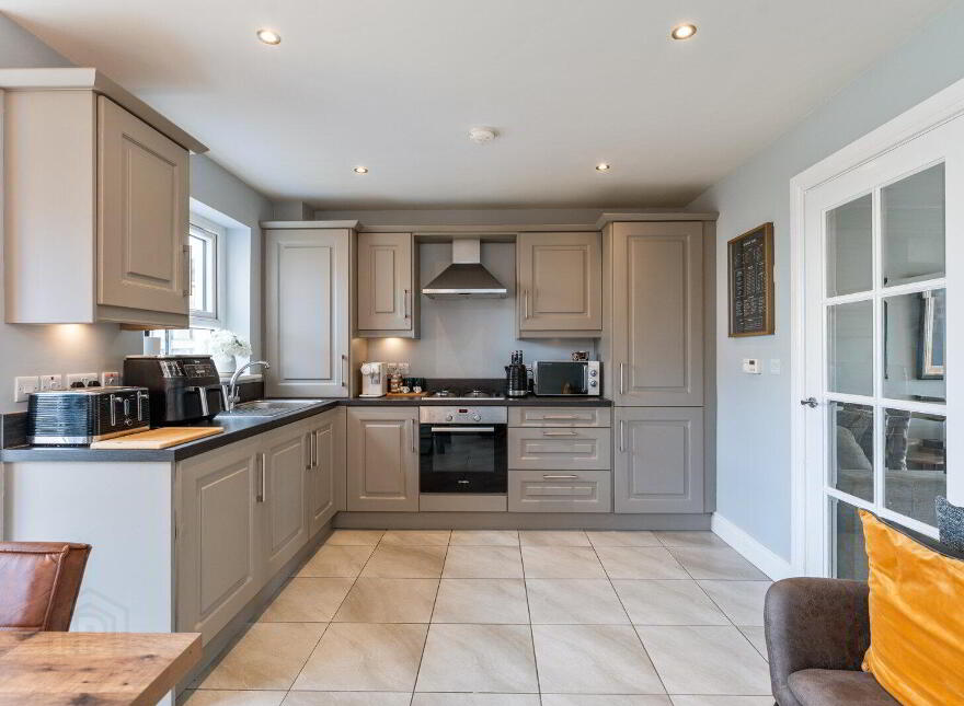 6 Bridgelea Way, Conlig, Newtownards, BT23 7HN