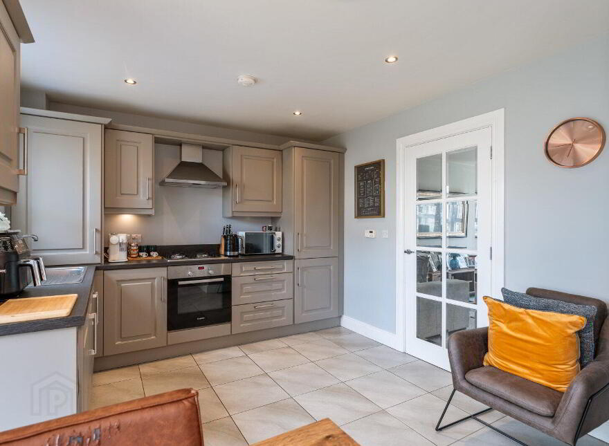 6 Bridgelea Way, Conlig, Newtownards, BT23 7HN