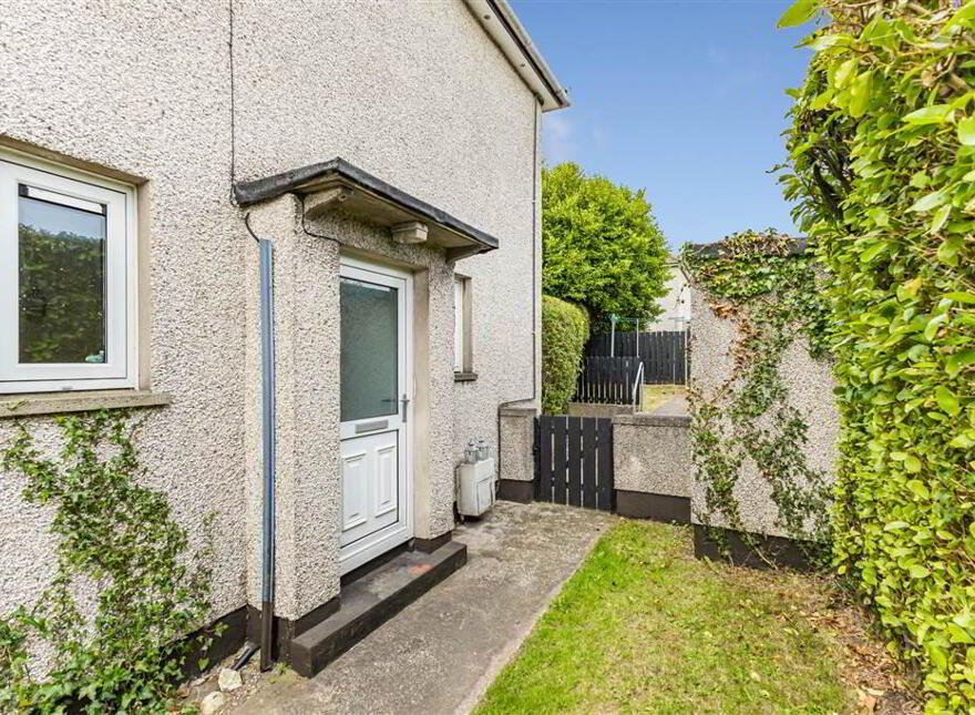 6 Eastway, Bangor, BT20 4EG