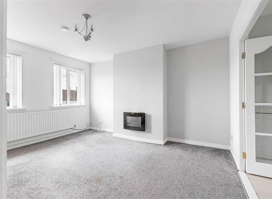 6 Eastway, Bangor, BT20 4EG