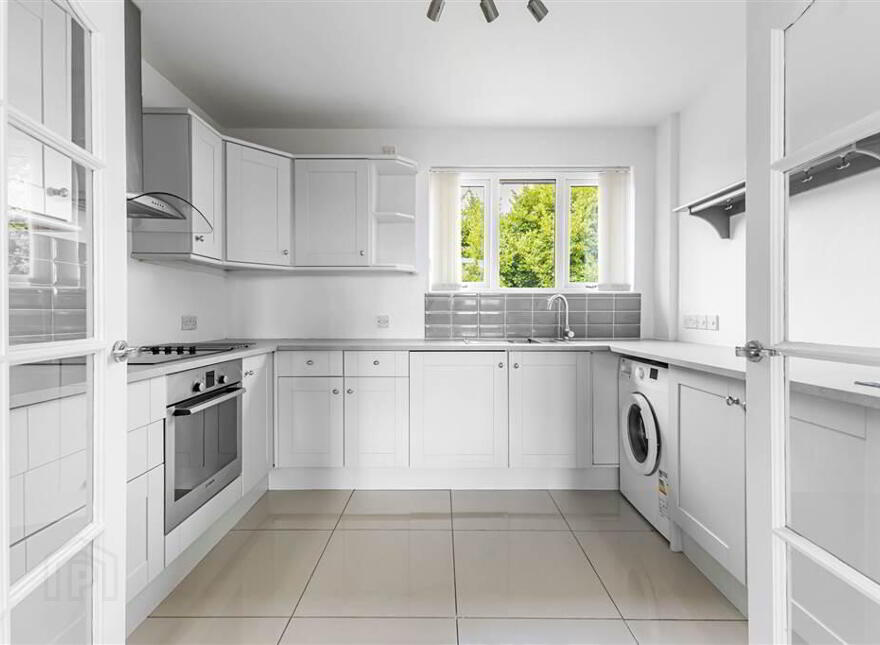 6 Eastway, Bangor, BT20 4EG