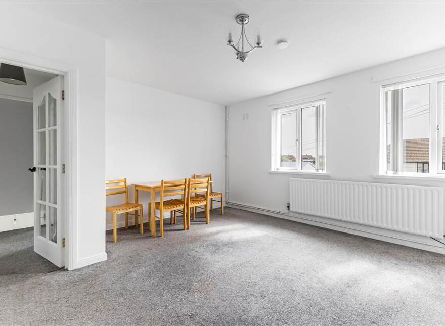 6 Eastway, Bangor, BT20 4EG