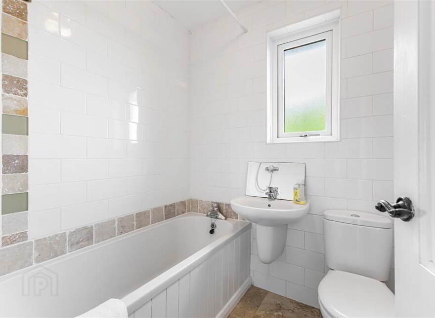 6 Eastway, Bangor, BT20 4EG