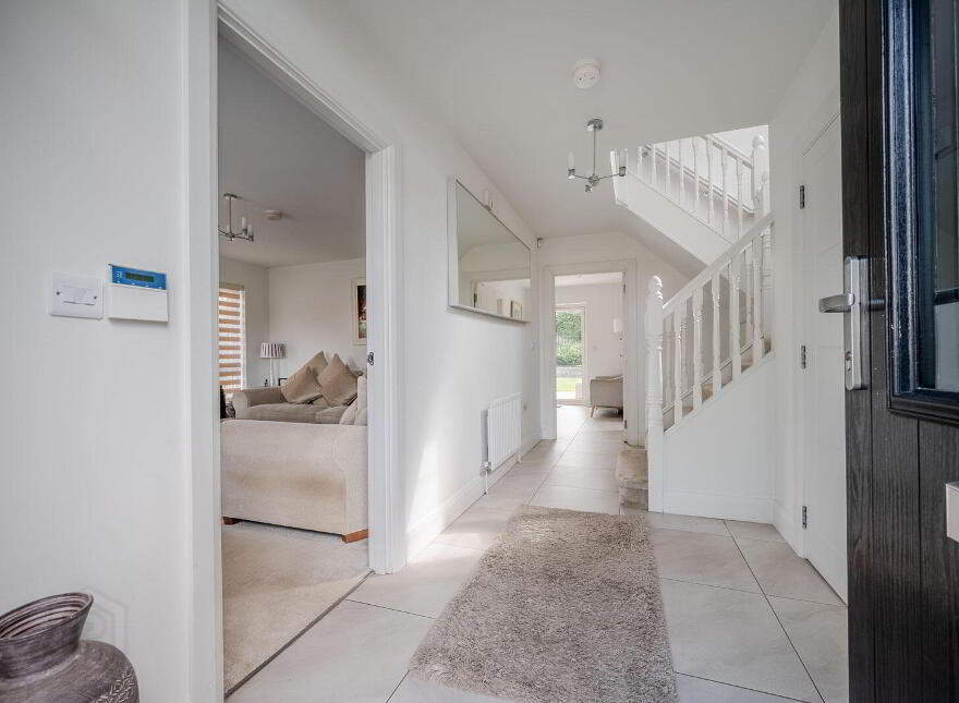 36 Woodbrook Walk, Lisburn, BT28 2ZY