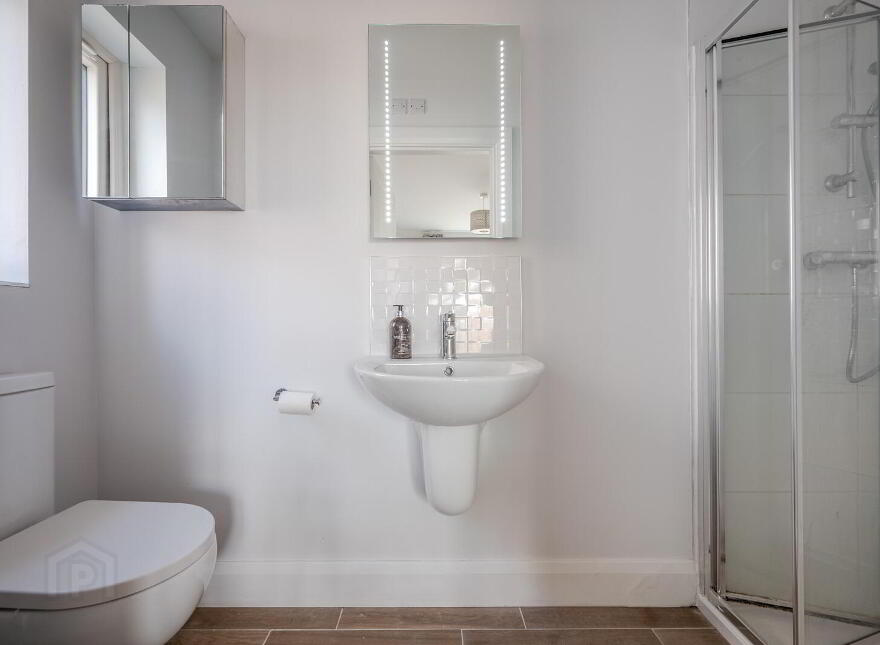 36 Woodbrook Walk, Lisburn, BT28 2ZY