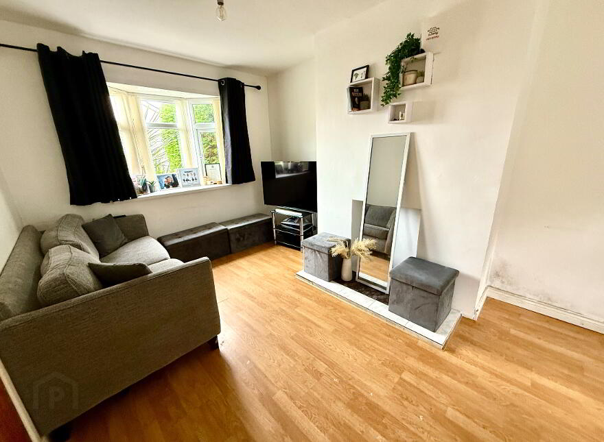 17 Glenside Road, Derry, BT48 0BL