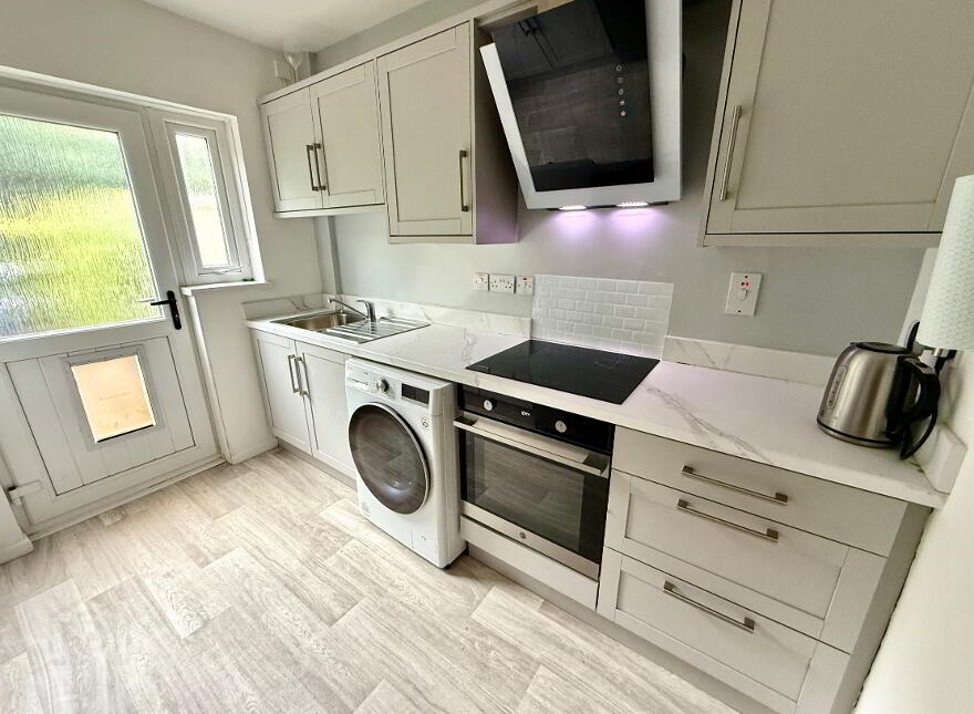 17 Glenside Road, Derry, BT48 0BL