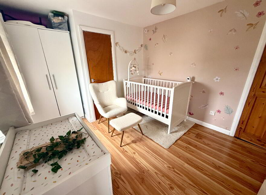 17 Glenside Road, Derry, BT48 0BL