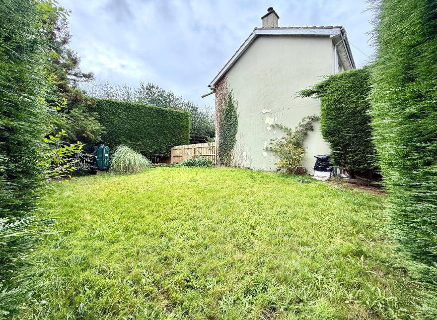 17 Glenside Road, Derry, BT48 0BL