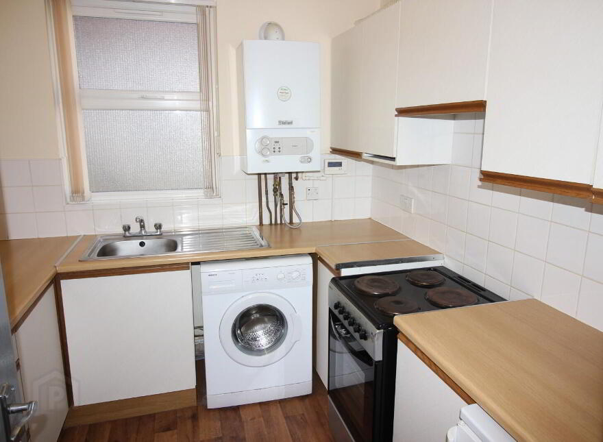2, 32 Stranmillis Road, Belfast, BT9 5AA