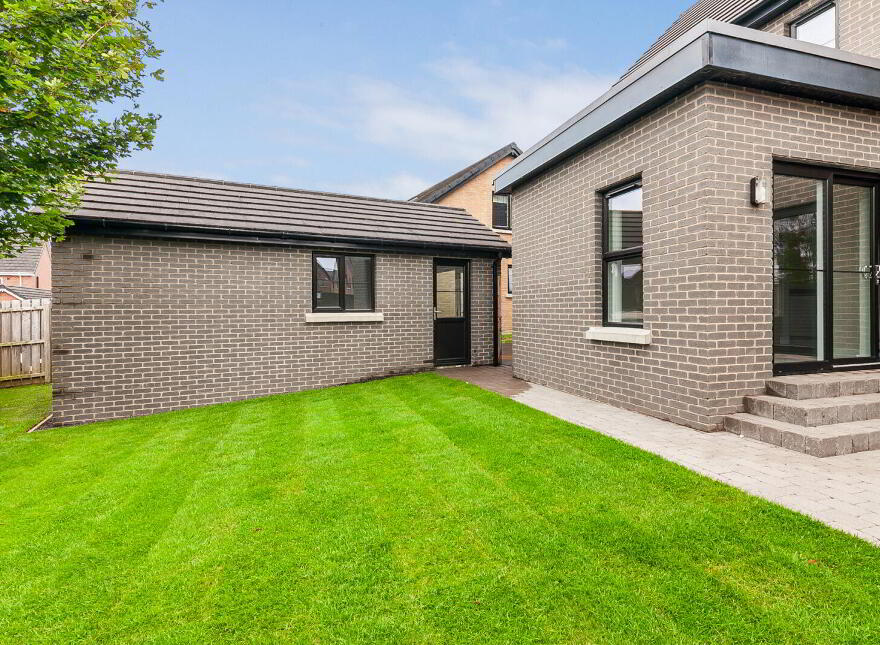 5 Belmont Hall Way, Antrim, BT41 1FA