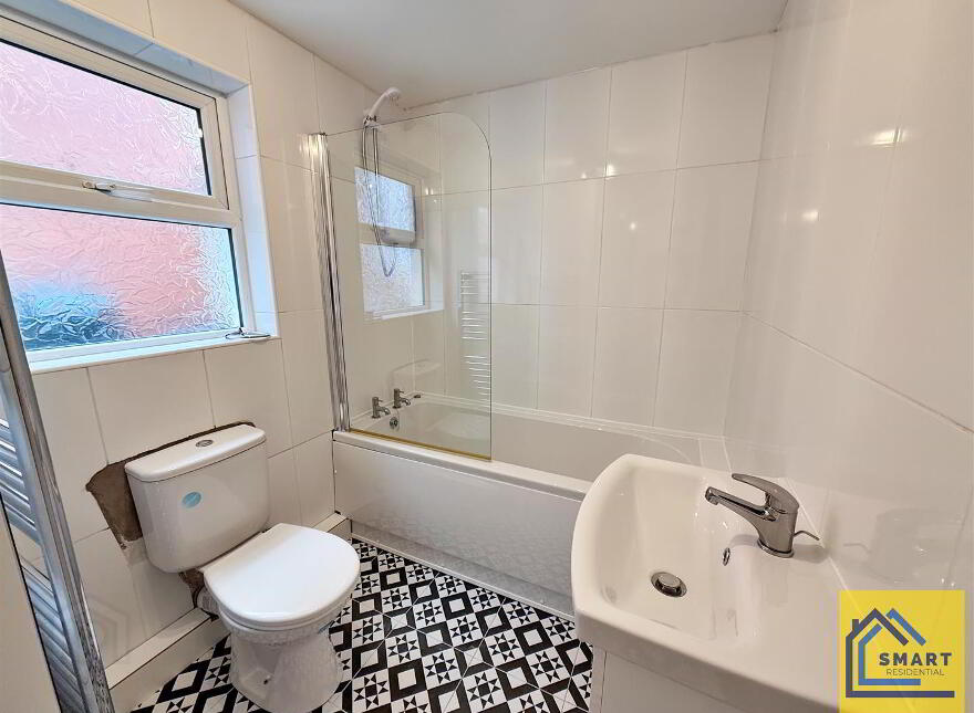 71 My Ladys Road, Belfast, BT6 8BZ