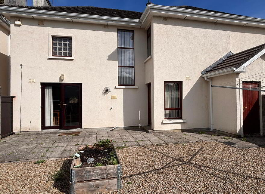 7 Saint Stephen's Grove, Irishtown Upper, Clonmel, E91TN30
