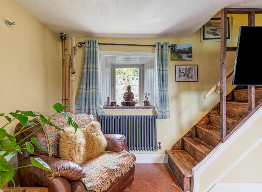 Hollytree Cottage, 10 Deer Park Road, Portaferry, Newtownards, BT22 1PW