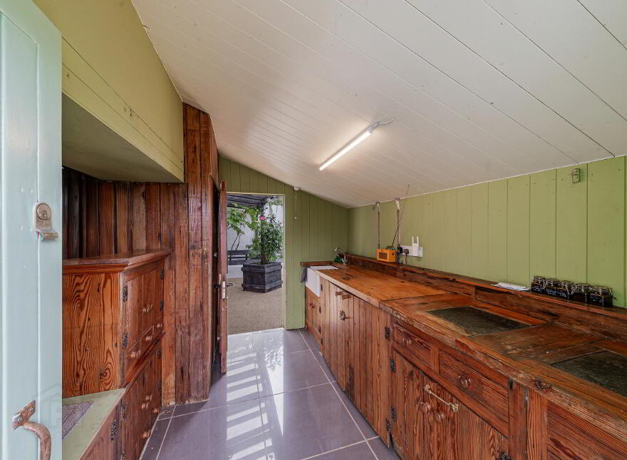 Hollytree Cottage, 10 Deer Park Road, Portaferry, Newtownards, BT22 1PW