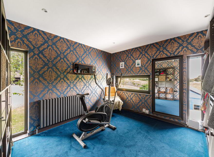 Hollytree Cottage, 10 Deer Park Road, Portaferry, Newtownards, BT22 1PW