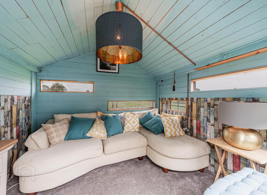 Hollytree Cottage, 10 Deer Park Road, Portaferry, Newtownards, BT22 1PW