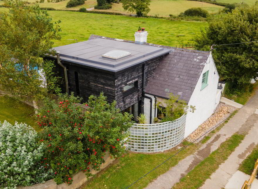 Hollytree Cottage, 10 Deer Park Road, Portaferry, Newtownards, BT22 1PW