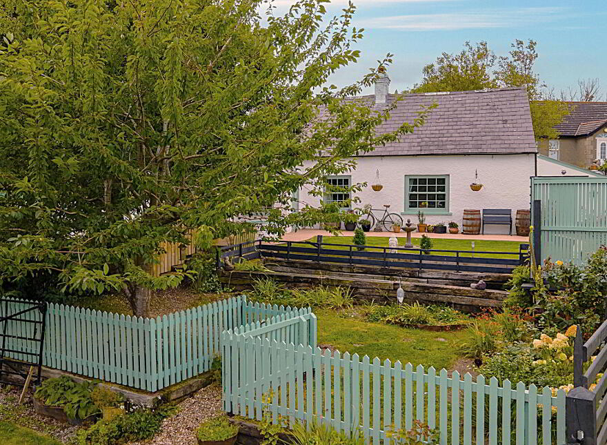 Hollytree Cottage, 10 Deer Park Road, Portaferry, Newtownards, BT22 1PW