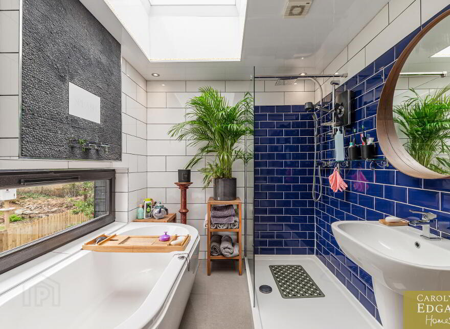 Hollytree Cottage, 10 Deer Park Road, Portaferry, Newtownards, BT22 1PW