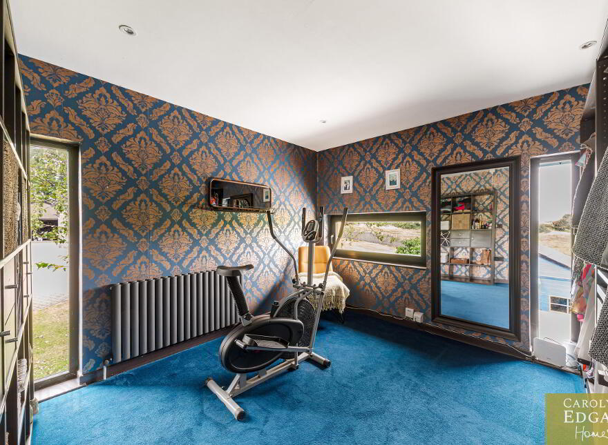 Hollytree Cottage, 10 Deer Park Road, Portaferry, Newtownards, BT22 1PW