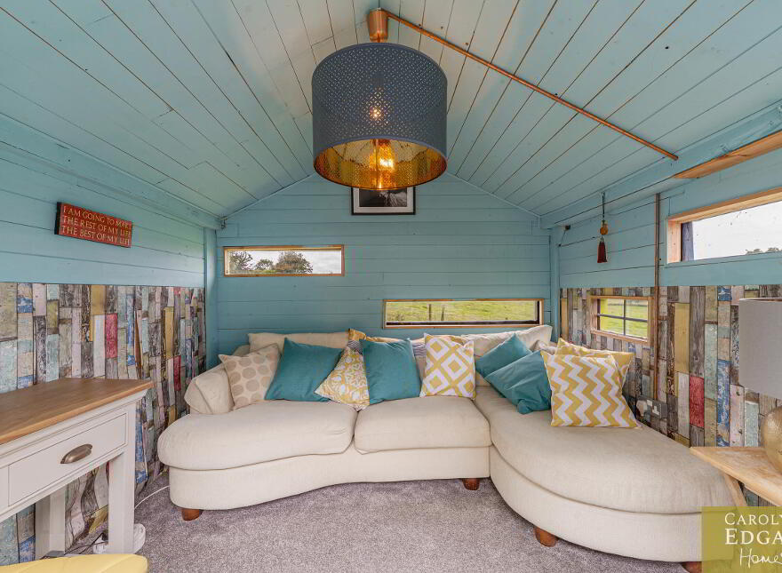 Hollytree Cottage, 10 Deer Park Road, Portaferry, Newtownards, BT22 1PW