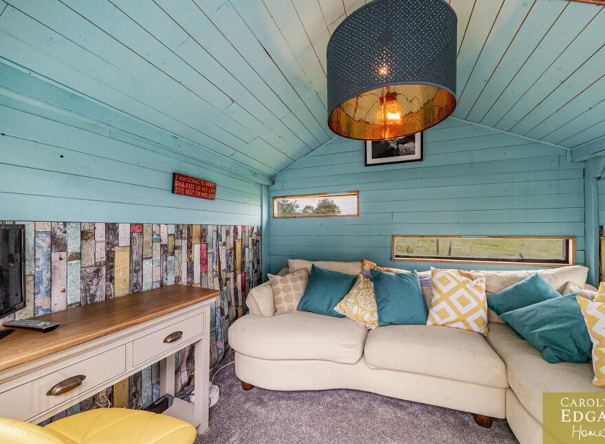 Hollytree Cottage, 10 Deer Park Road, Portaferry, Newtownards, BT22 1PW