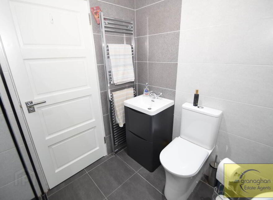 10 Glengoland Park, Stewartstown, Belfast, BT17 0JD