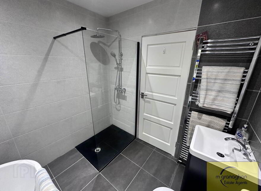 10 Glengoland Park, Stewartstown, Belfast, BT17 0JD