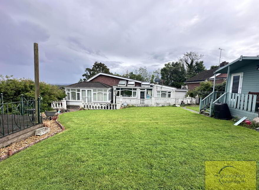 10 Glengoland Park, Stewartstown, Belfast, BT17 0JD