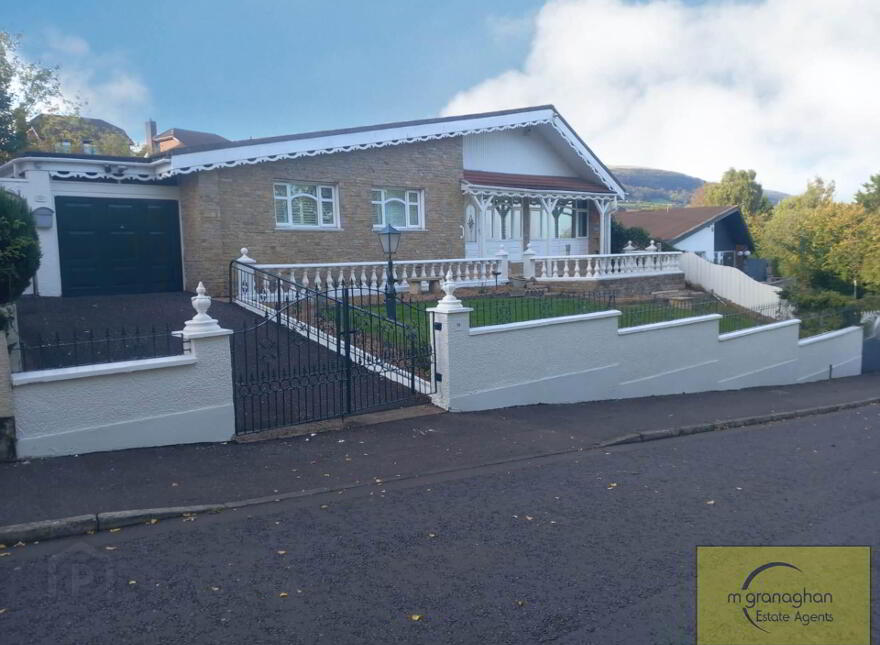 10 Glengoland Park, Stewartstown, Belfast, BT17 0JD