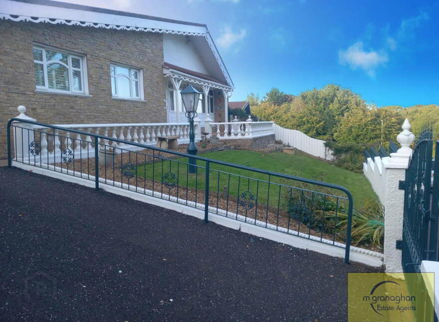 10 Glengoland Park, Stewartstown, Belfast, BT17 0JD