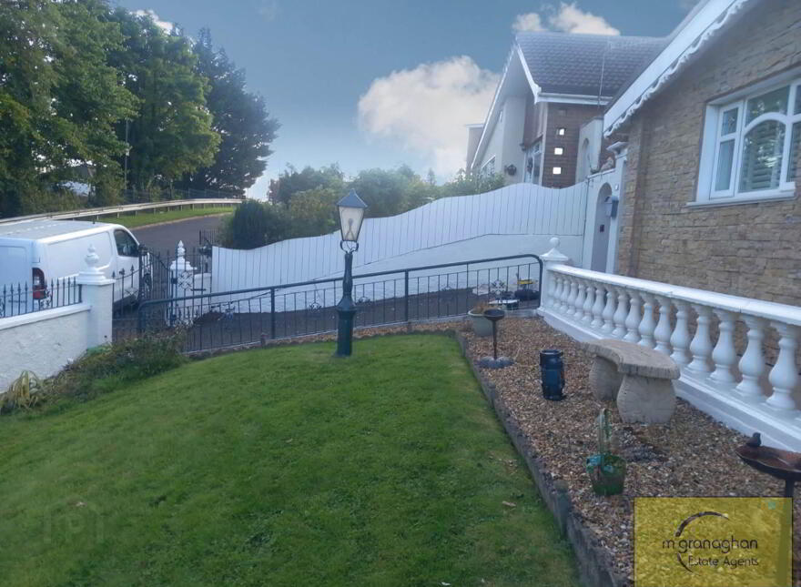 10 Glengoland Park, Stewartstown, Belfast, BT17 0JD