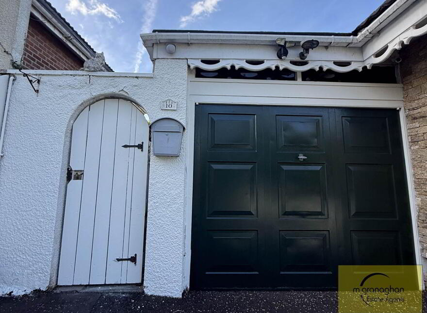 10 Glengoland Park, Stewartstown, Belfast, BT17 0JD