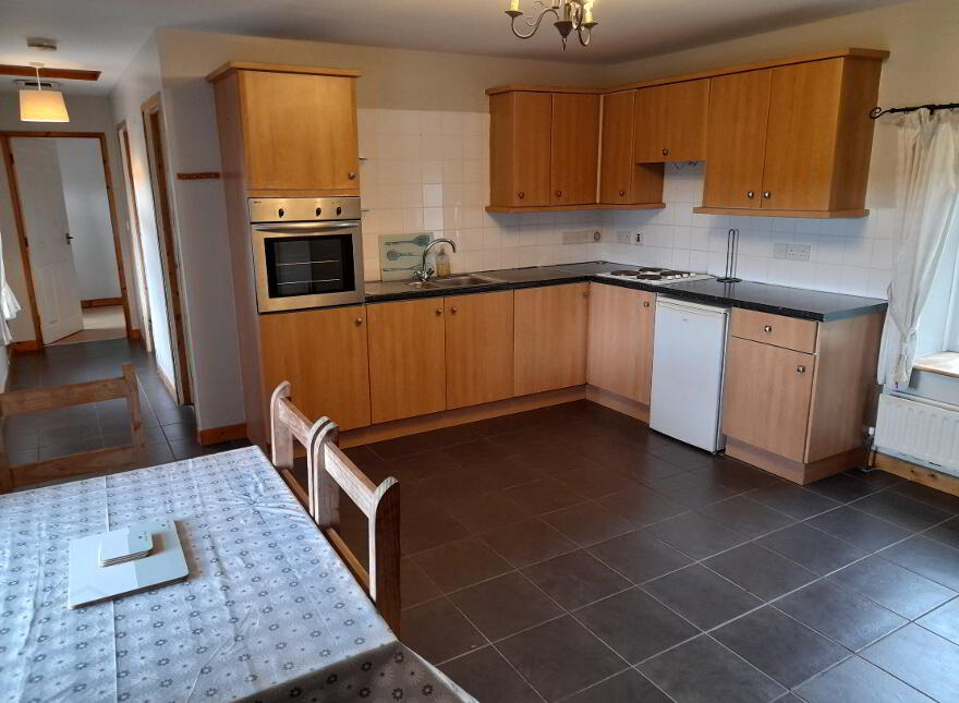 16 Bay Road, Ballykinlar, Downpatrick, BT30 8EH