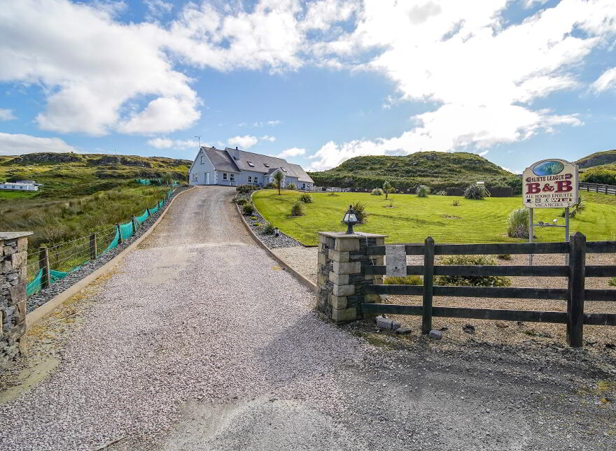 Slieve League House, Teelin, Carrick, F94YD23