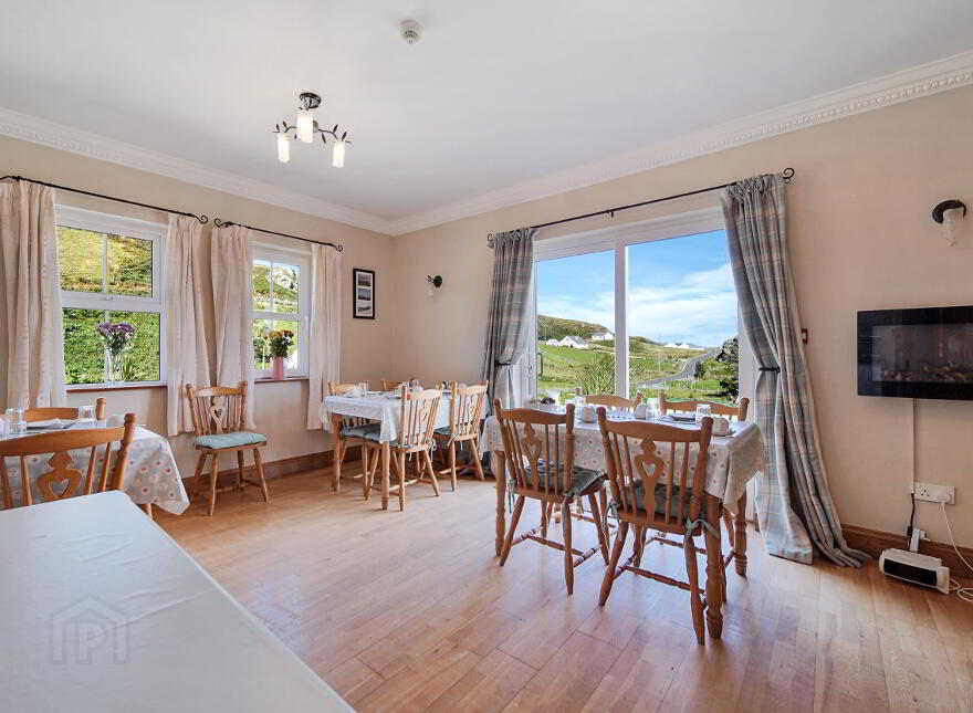Slieve League House, Teelin, Carrick, F94YD23