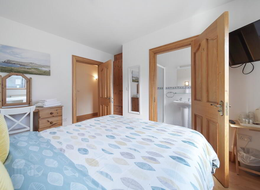 Slieve League House, Teelin, Carrick, F94YD23