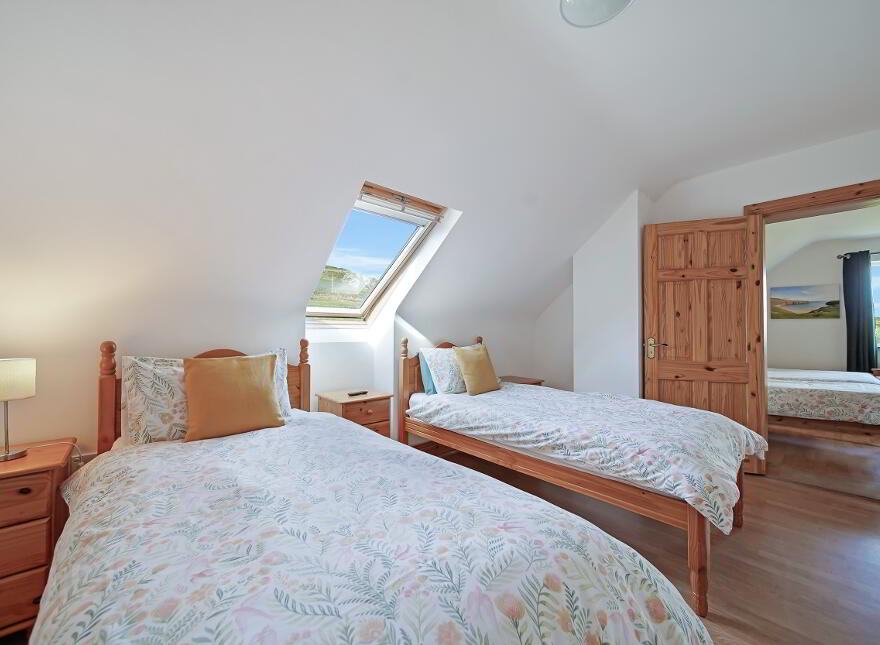 Slieve League House, Teelin, Carrick, F94YD23