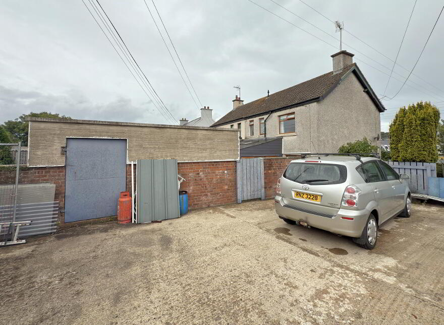 1 Elmwood Park, Bushmills, BT57 8QT