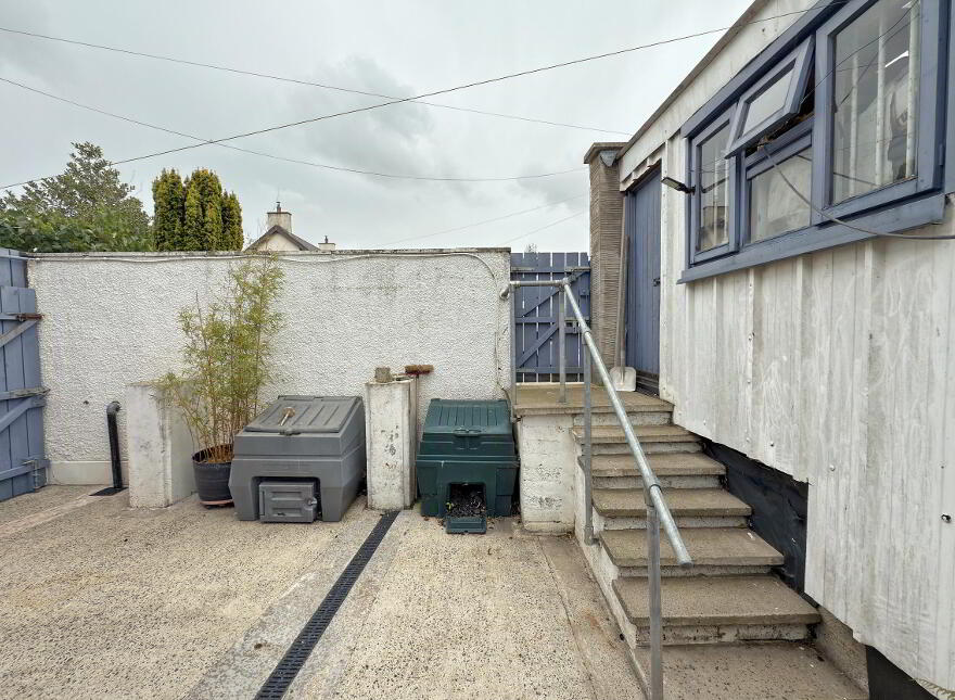 1 Elmwood Park, Bushmills, BT57 8QT