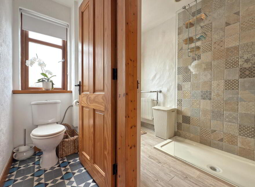 1 Elmwood Park, Bushmills, BT57 8QT