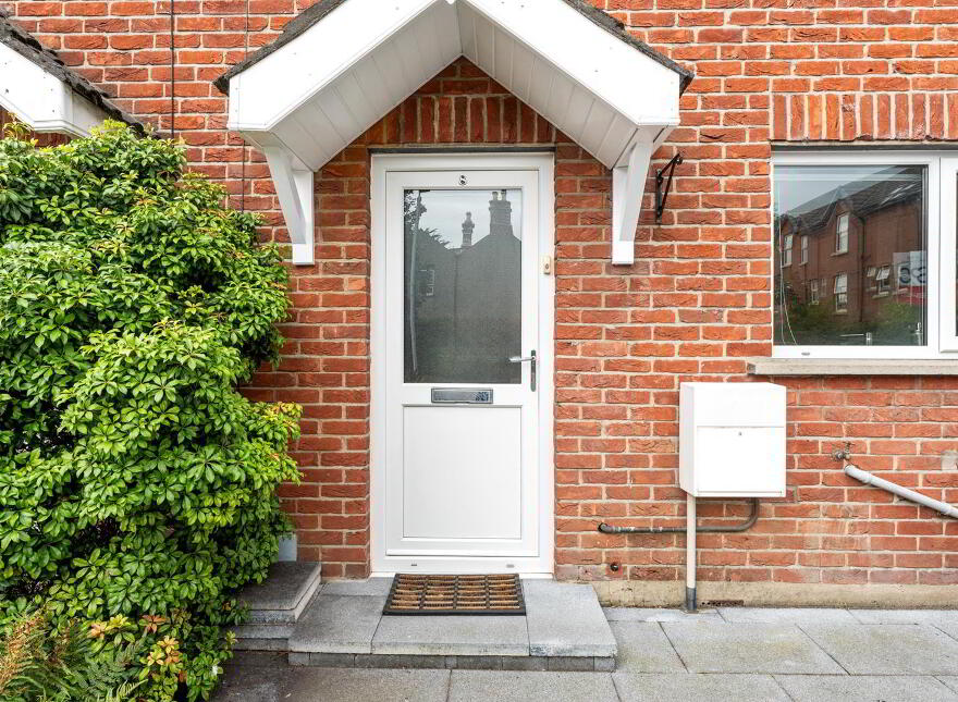 8 Inglewood Court, Belfast, BT4 1RY