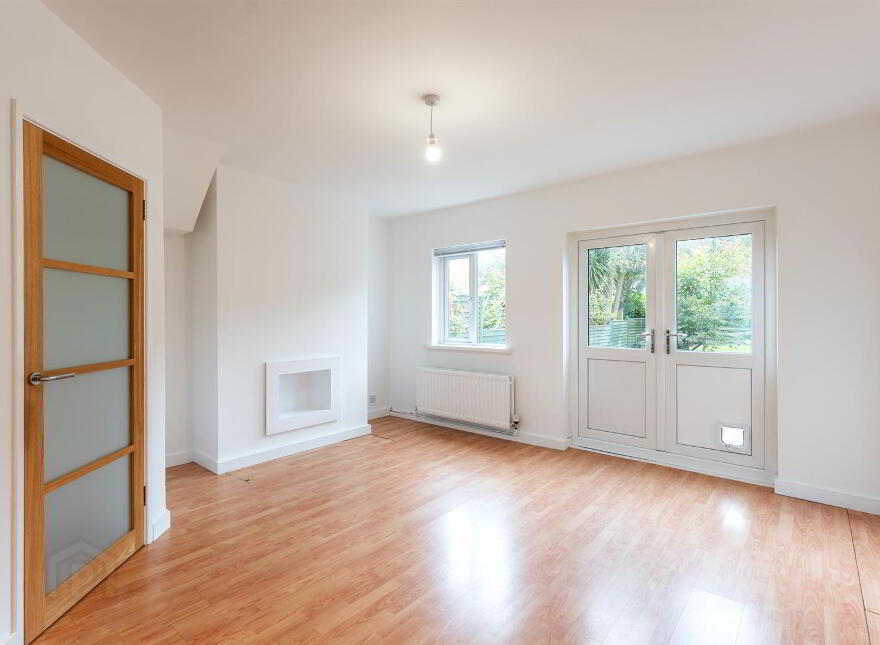8 Inglewood Court, Belfast, BT4 1RY
