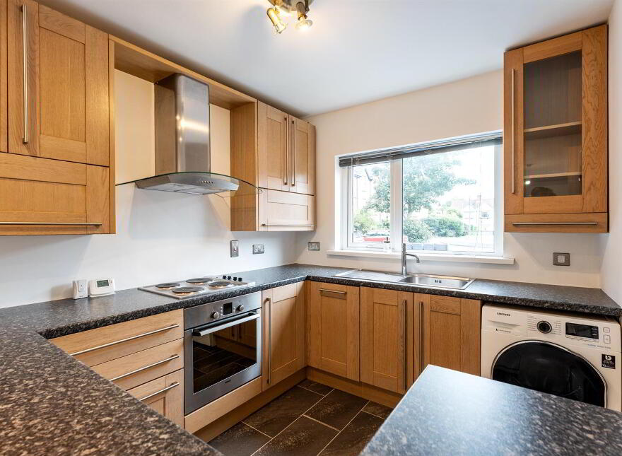 8 Inglewood Court, Belfast, BT4 1RY