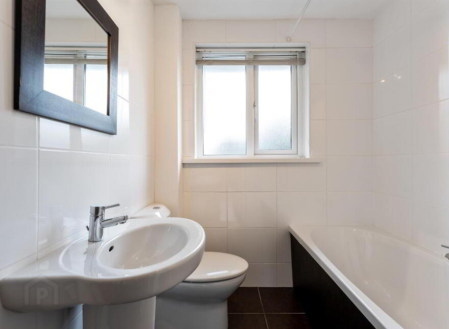 8 Inglewood Court, Belfast, BT4 1RY