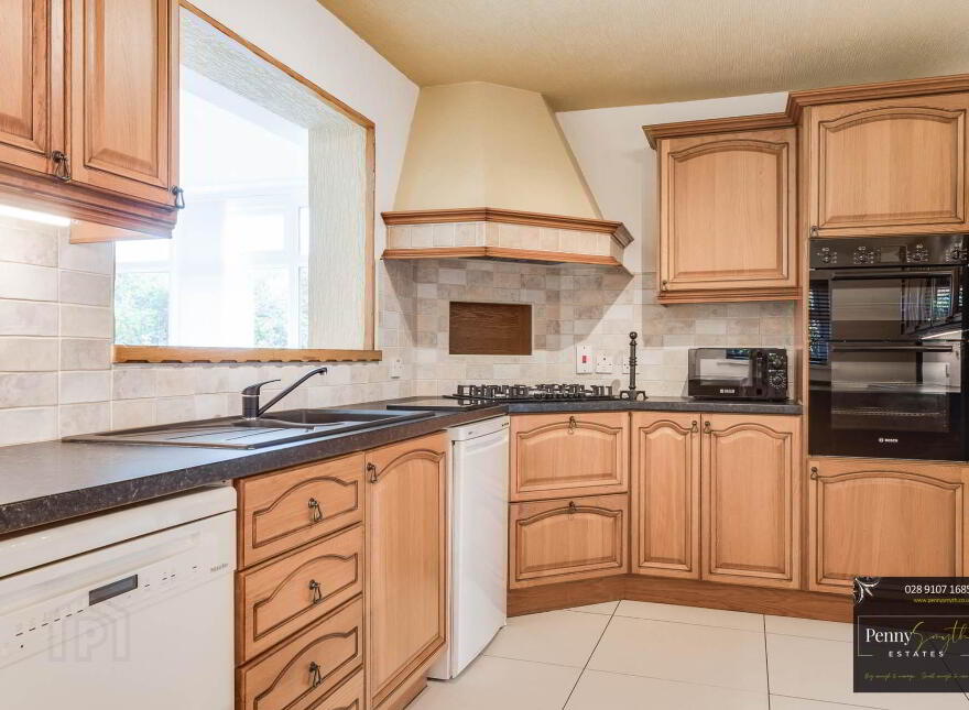 3 Lord Wardens Drive, Bangor, BT19 1YF