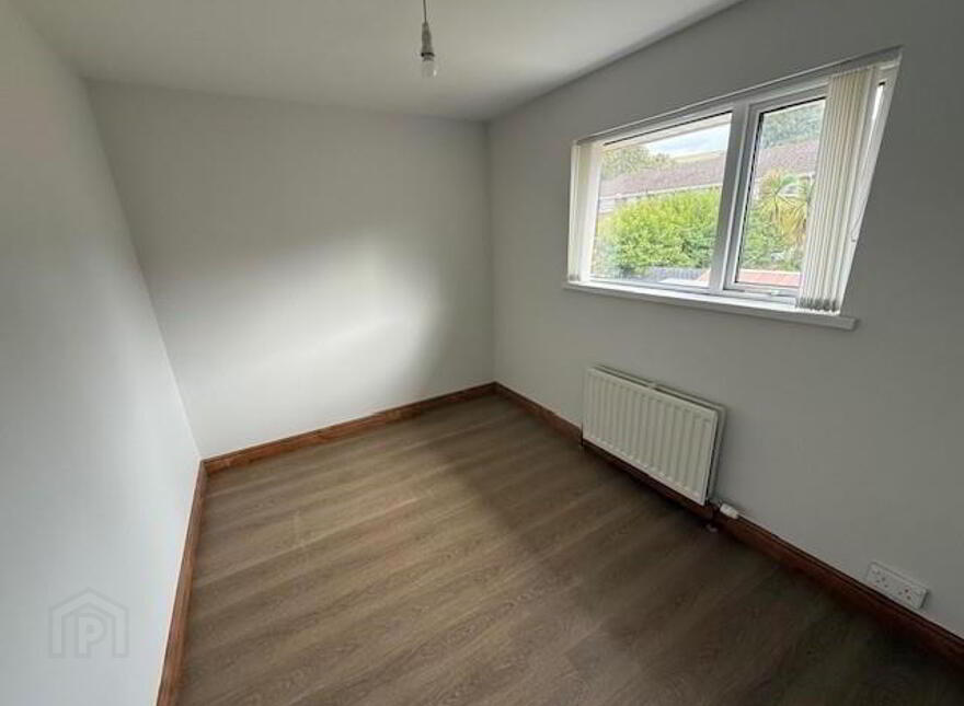 10 Knocknagoney Grove, Belfast, BT4 2QE
