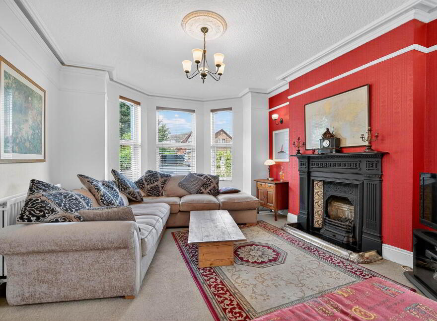 117 Hillsborough Road, Lisburn, BT28 1JX